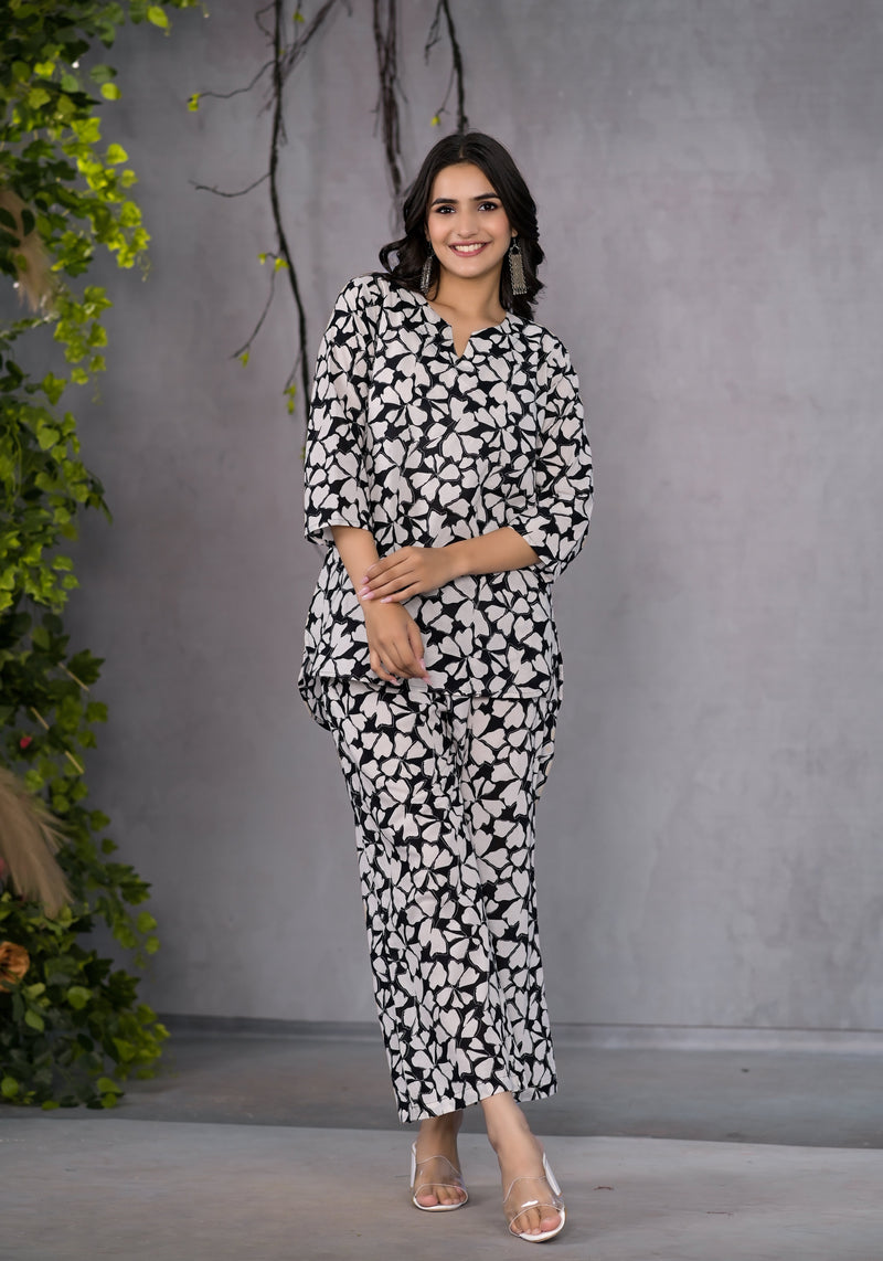 Monochrome Black & White Lounge Wear