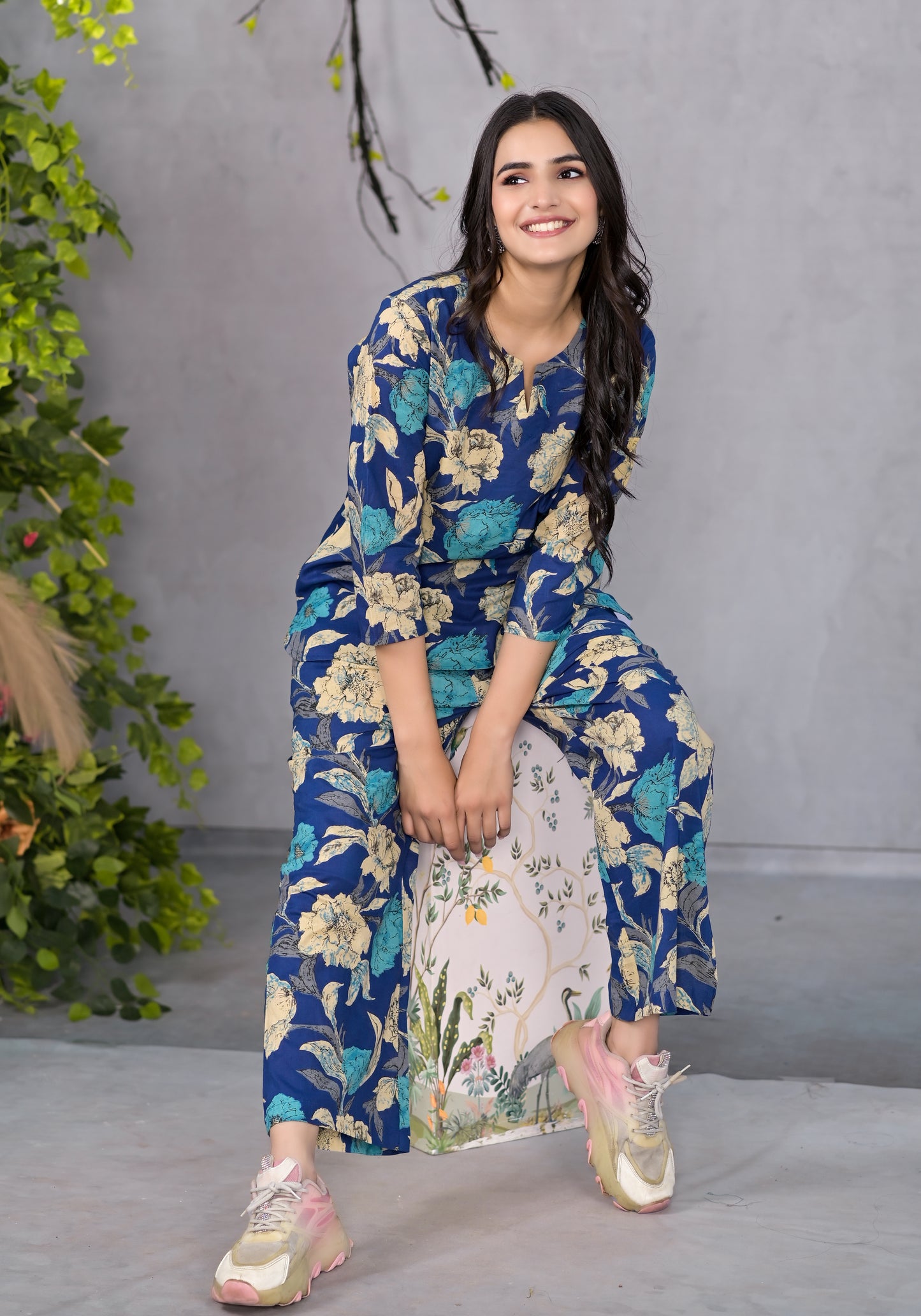 Serene Floral Blue Lounge Wear