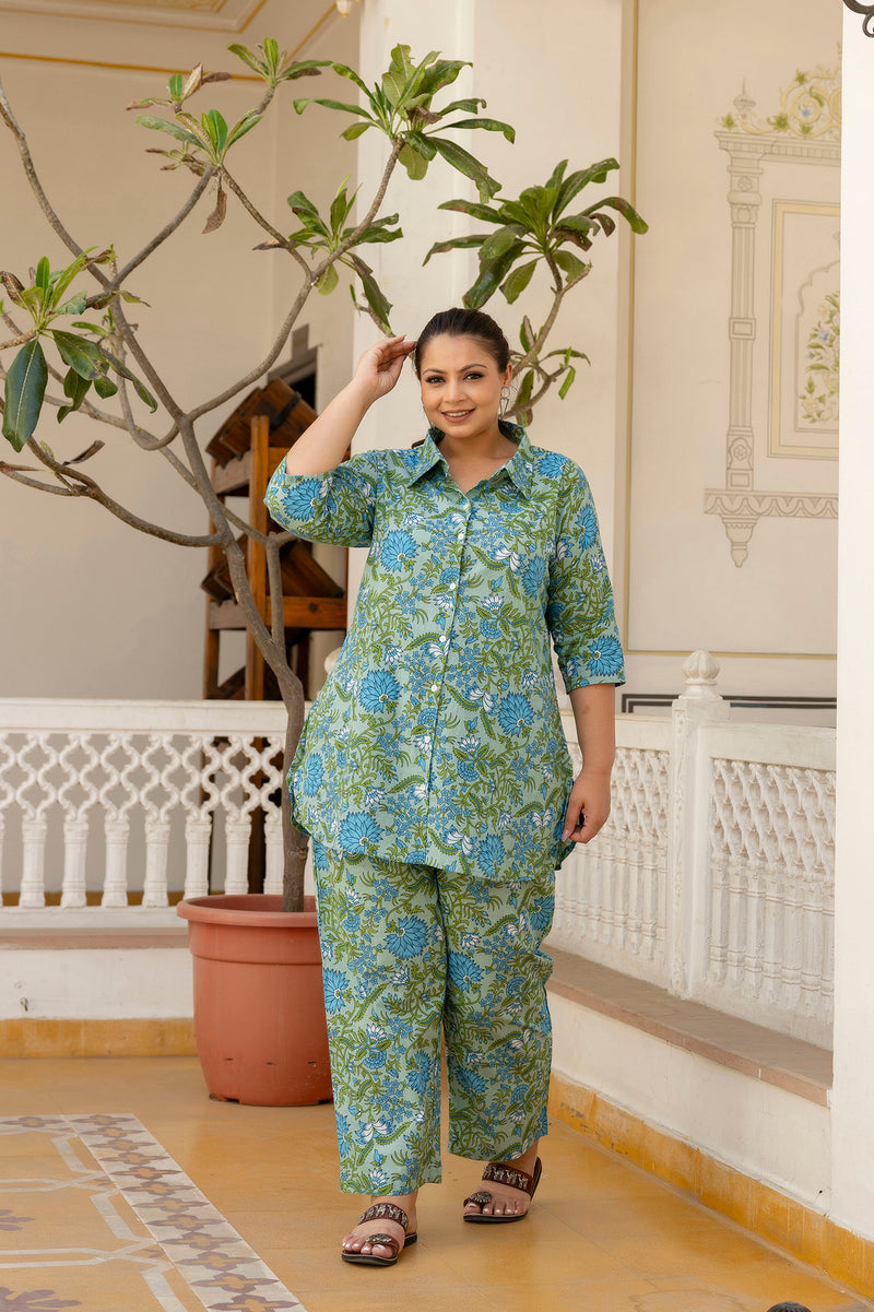 Green Cotton Printed Co-Ord Set with Collar Neck & Matching Pant (Plus Size)