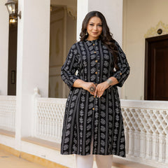 Rayon Printed Black Calf-Length Kurti with Three Quarter Sleeves (Plus Size)