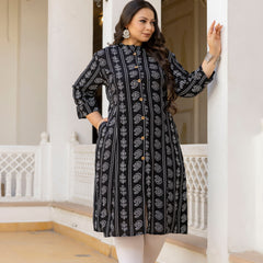 Rayon Printed Black Calf-Length Kurti with Three Quarter Sleeves (Plus Size)