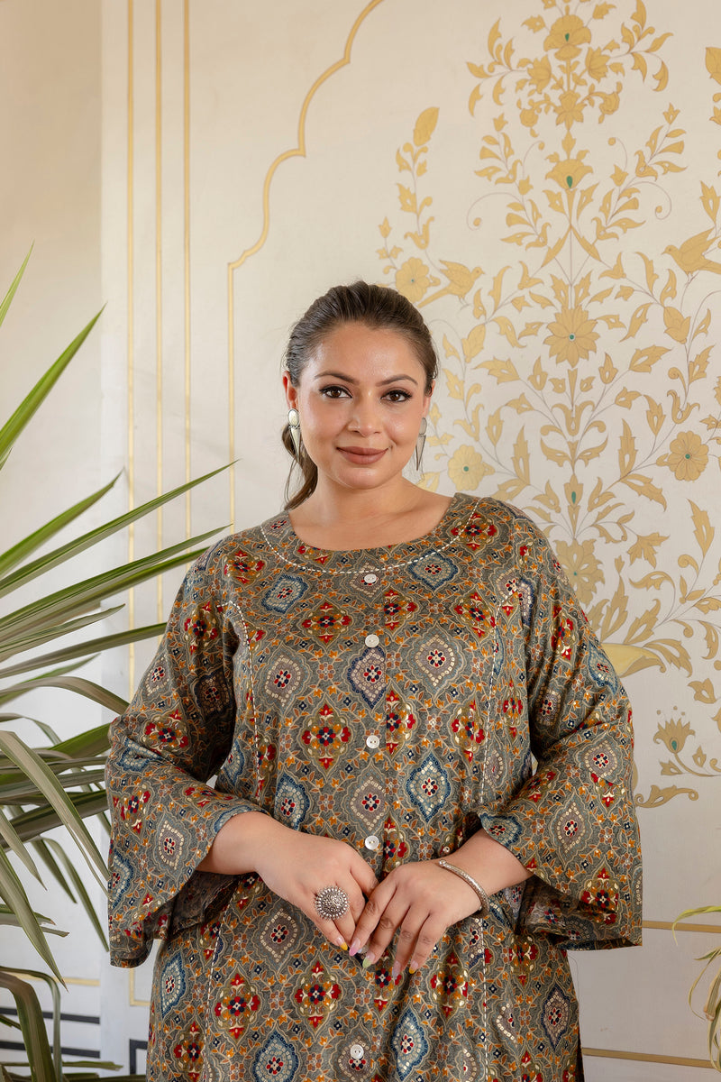 Rayon Printed Green Calf-Length Kurti with Three Quarter Sleeves (Plus Size)