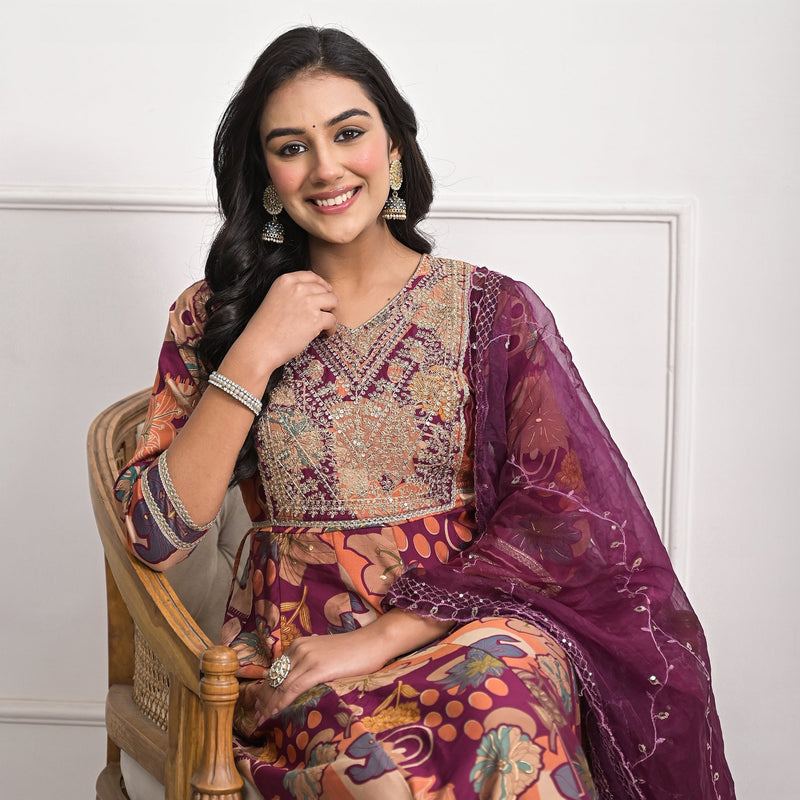 Elegant Muslin Falsa Kurta Set with Dupatta & Pajama