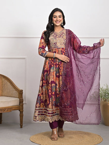 Elegant Muslin Falsa Kurta Set with Dupatta & Pajama