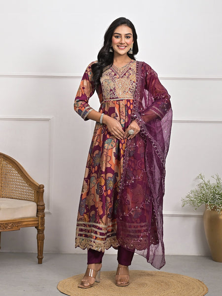 Elegant Muslin Falsa Kurta Set with Dupatta & Pajama