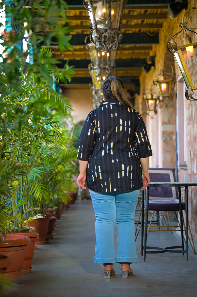 Women Black Cotton Printed Short Top with Collar Neck (Plus Size)