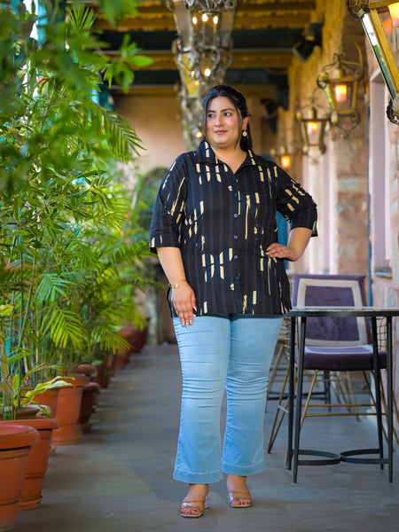 Women Black Cotton Printed Short Top with Collar Neck (Plus Size)