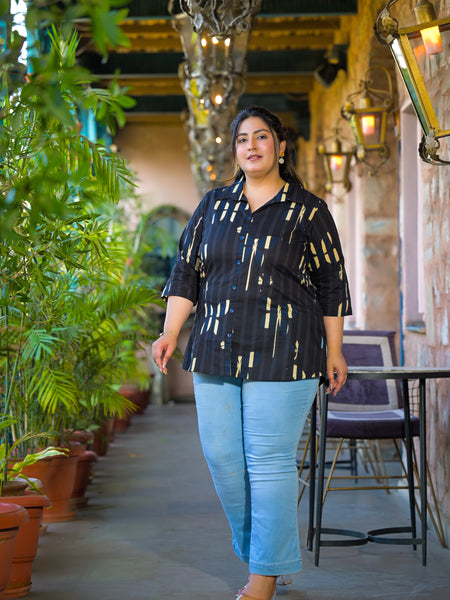 Women Black Cotton Printed Short Top with Collar Neck (Plus Size)