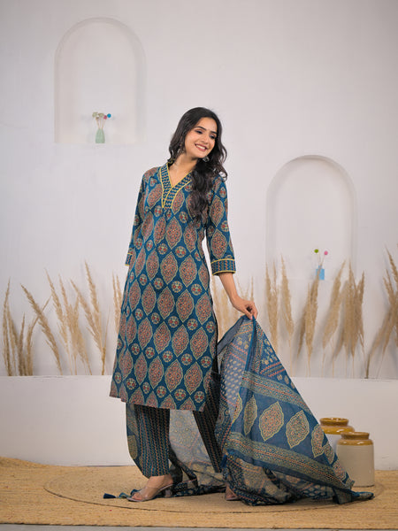 Comfortable printed kurta set for daily wear
