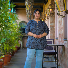 Women Blue Cotton Printed Short Top with Round Neck (Plus Size)