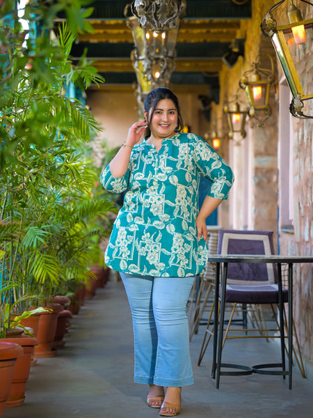 Women Teal Cotton Printed Short Top with Round Neck (Plus Size)