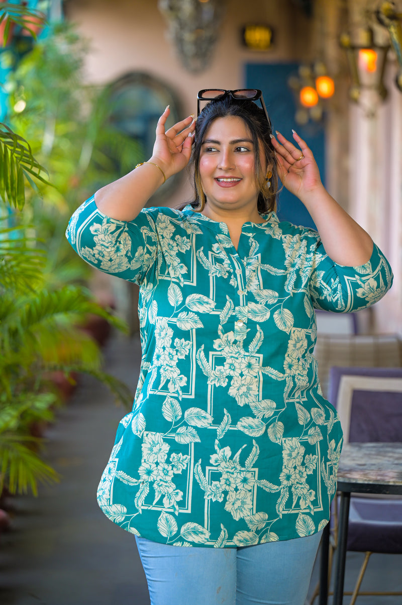 Women Teal Cotton Printed Short Top with Round Neck (Plus Size)