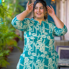 Women Teal Cotton Printed Short Top with Round Neck (Plus Size)