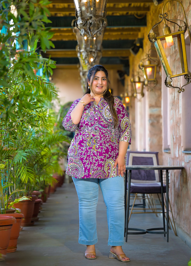 Women Purple Rayon Printed Short Top with V-Neck (Plus Size)