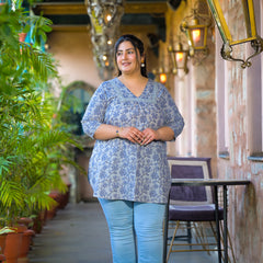 Women Grey Blue Cotton Printed Short Top with V-Neck (Plus Size)