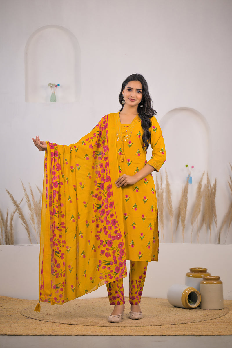 Festive floral kurta set for female