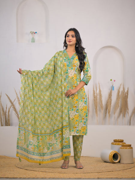 Festive floral kurta set for female