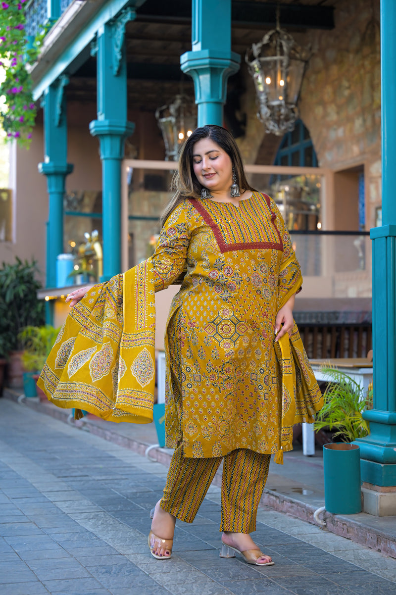 Yellow Printed Cotton Kurta Pant  Duppta Set  (Plus Size)