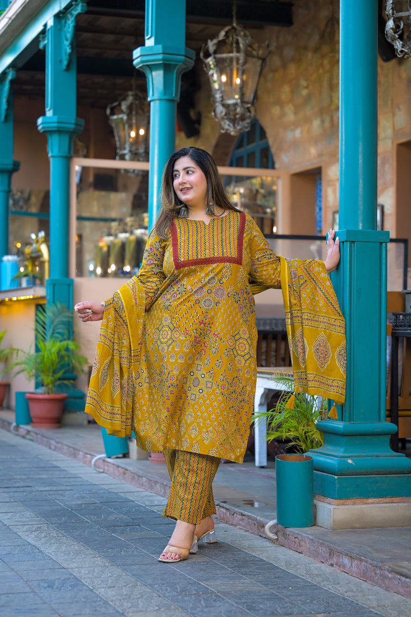 Yellow Printed Cotton Kurta Pant  Duppta Set  (Plus Size)