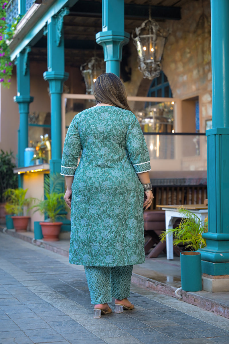 Green Printed Cotton Kurta Pant Dupatta Set for Women (Plus Size)