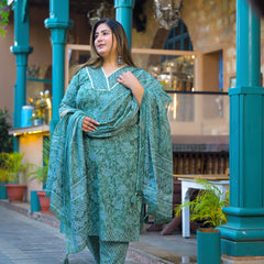Green Printed Cotton Kurta Pant Dupatta Set for Women (Plus Size)
