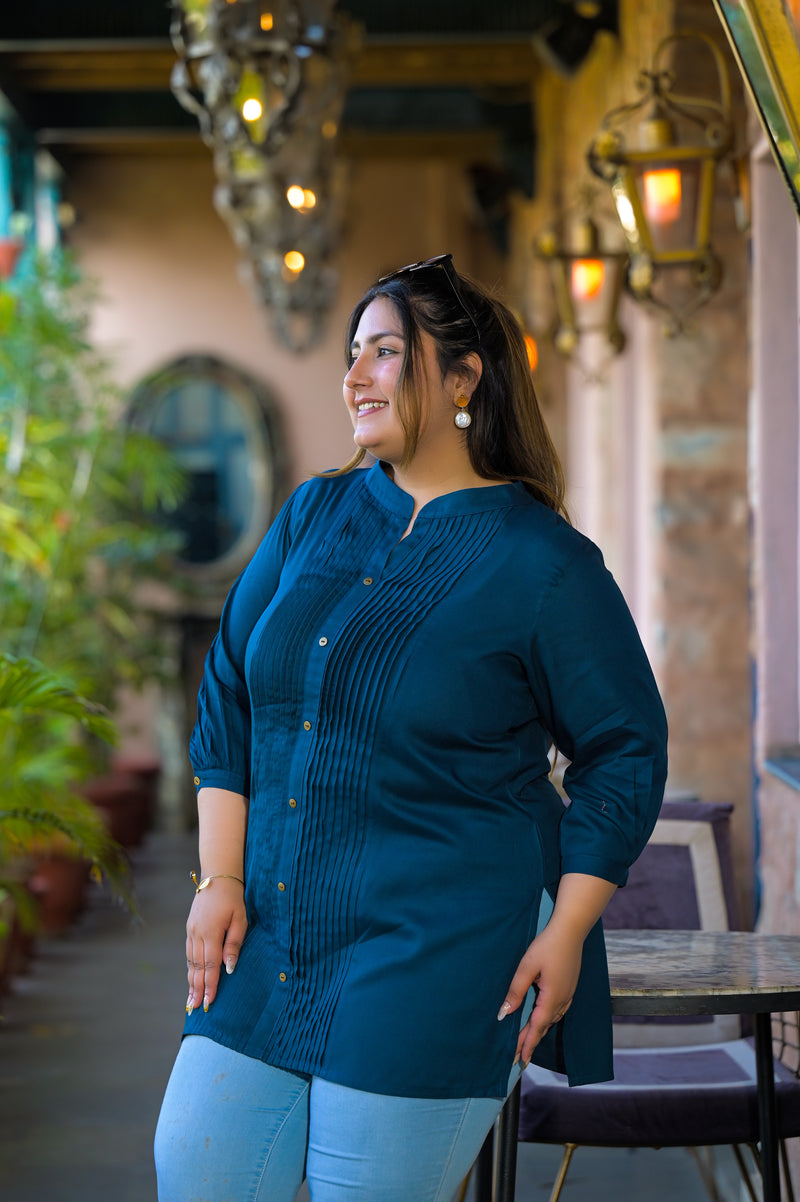 Women Blue Rayon Solid Short Top with Round Neck (Plus Size)