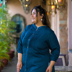 Women Blue Rayon Solid Short Top with Round Neck (Plus Size)