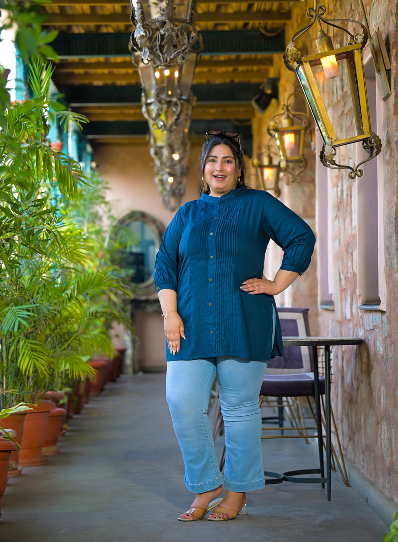 Women Blue Rayon Solid Short Top with Round Neck (Plus Size)