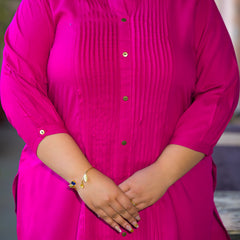 Women Pink Rayon Solid Short Top with Round Neck (Plus Size)