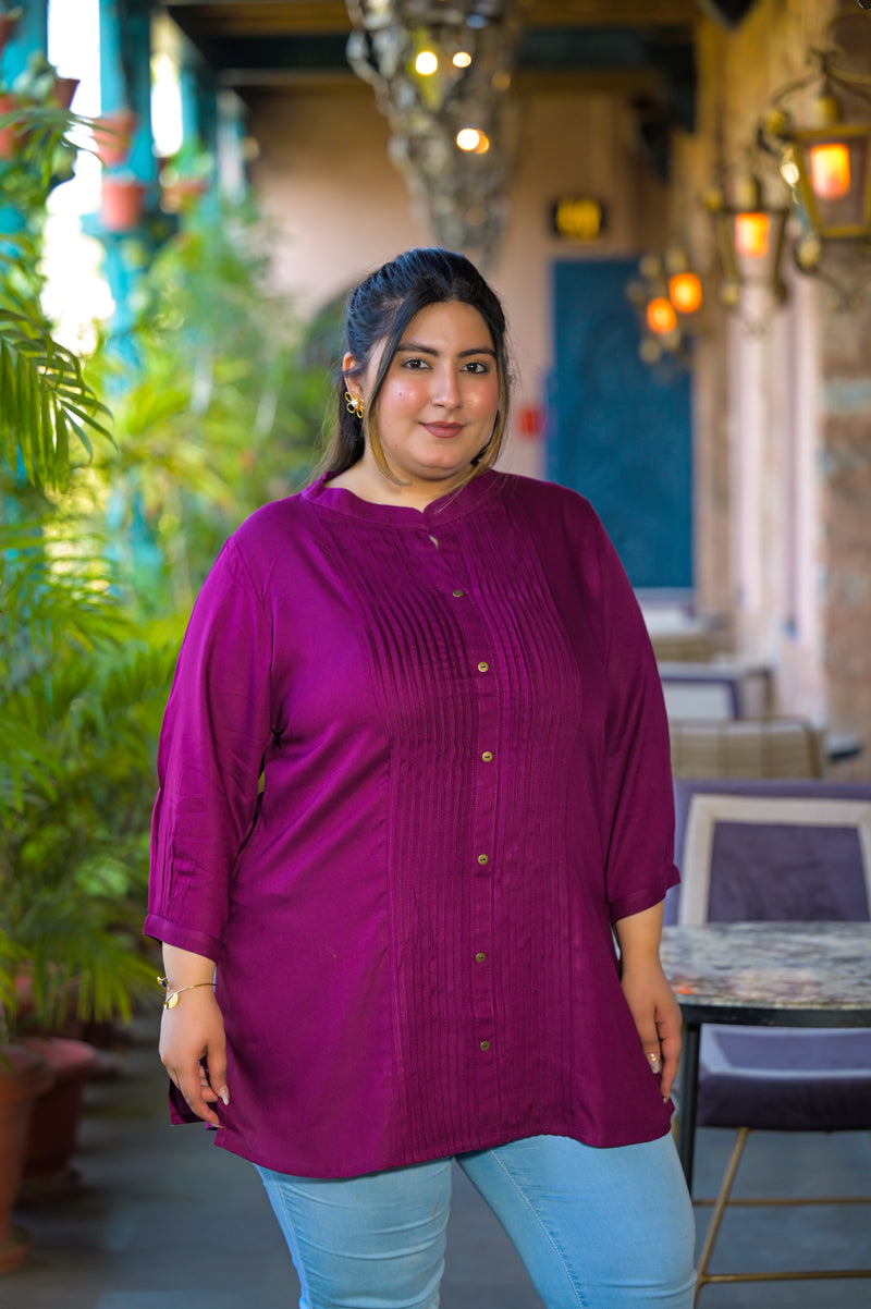 Women Purple Rayon Solid Short Top with Round Neck (Plus Size)