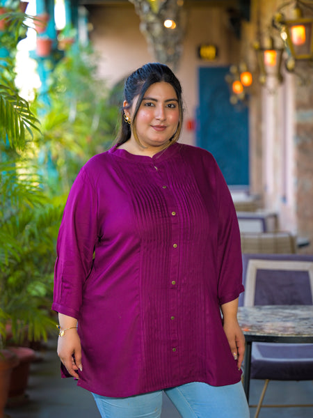 Women Purple Rayon Solid Short Top with Round Neck (Plus Size)