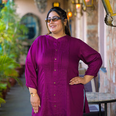 Women Purple Rayon Solid Short Top with Round Neck (Plus Size)