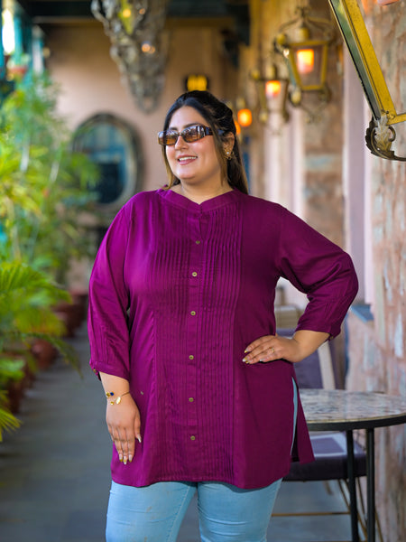 Women Purple Rayon Solid Short Top with Round Neck (Plus Size)