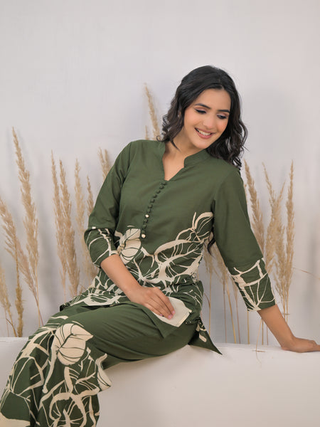 Ethnic printed kurti pant co ord set woman
