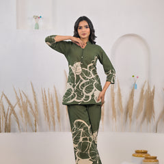 Soft cotton green co ord set woman

