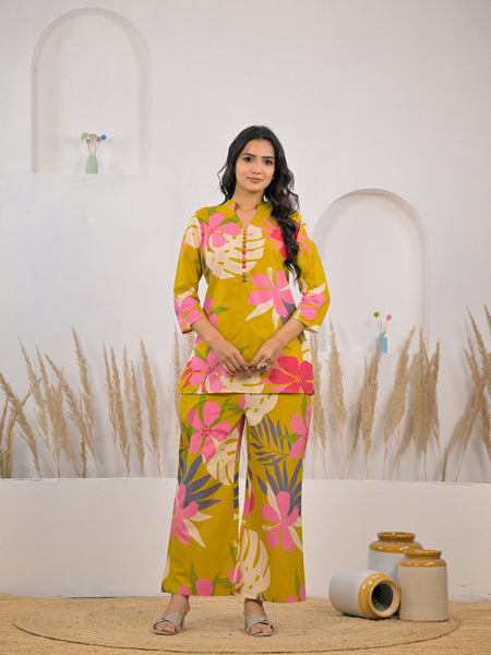 Yellow cotton printed co ord set for girl
